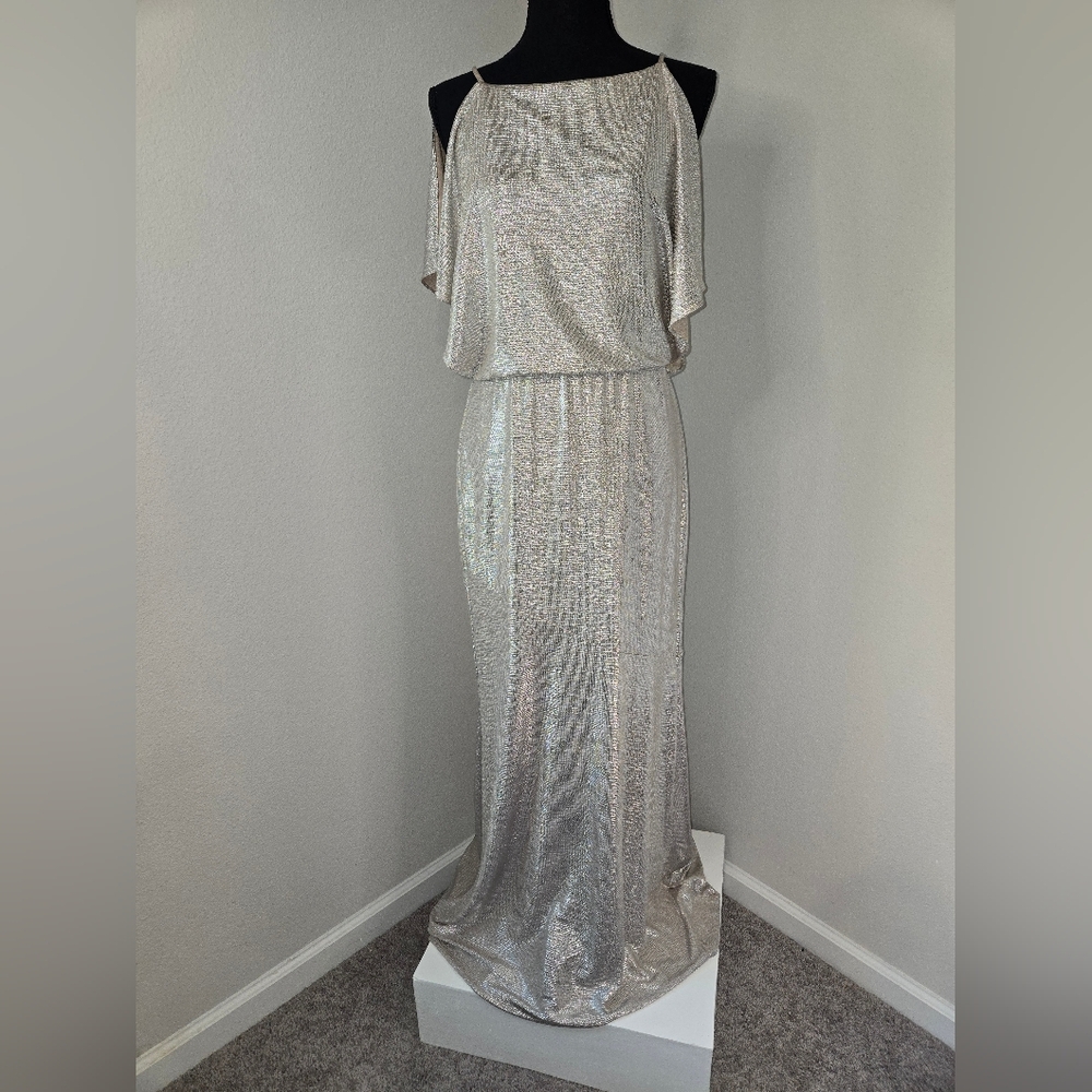 Elegant Gold Metallic Evening Gown
